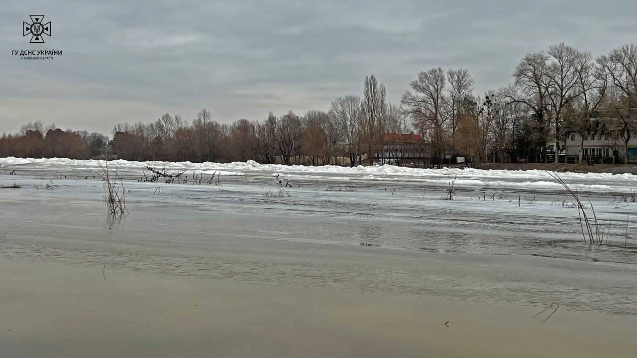 На Київщині рятувальники готуються до весняного паводку