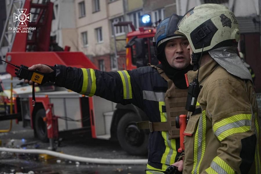 У столиці внаслідок обстрілу є загиблі та постраждалі