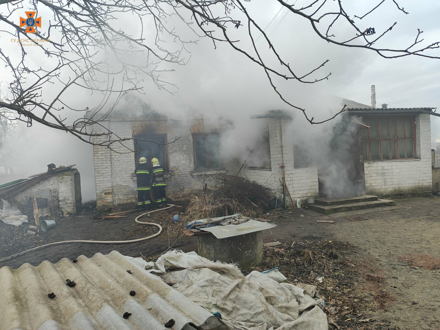 Під Києвом горів будинок