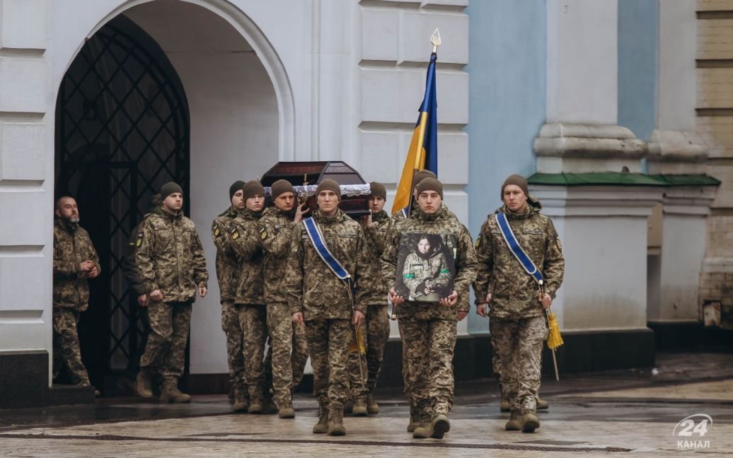 У Києві пройшла церемонія прощання з бойовою медикинею Діаною Вагнер