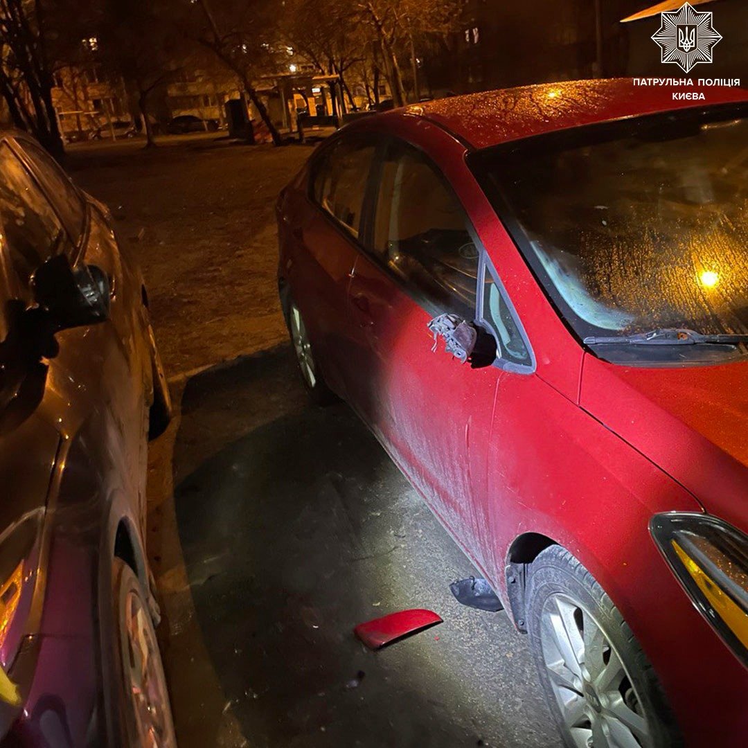 Ймовірно, затриманий завдав цих пошкоджень