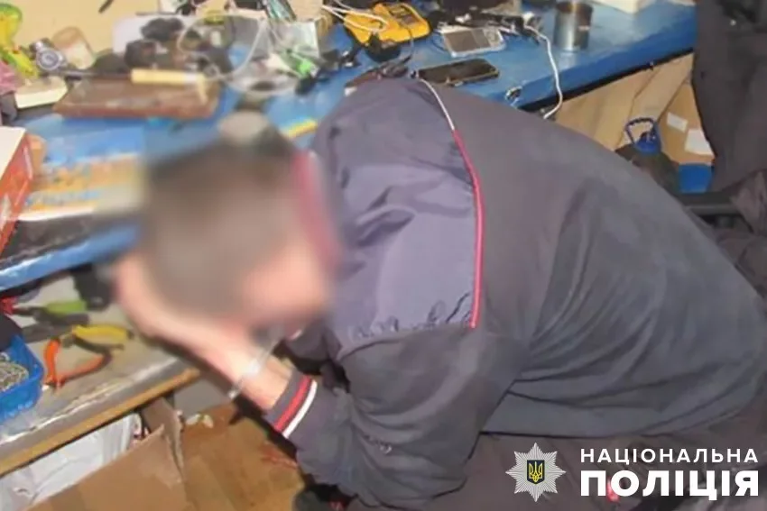 У столиці судитимуть чоловіка за напад з ножем на колишню