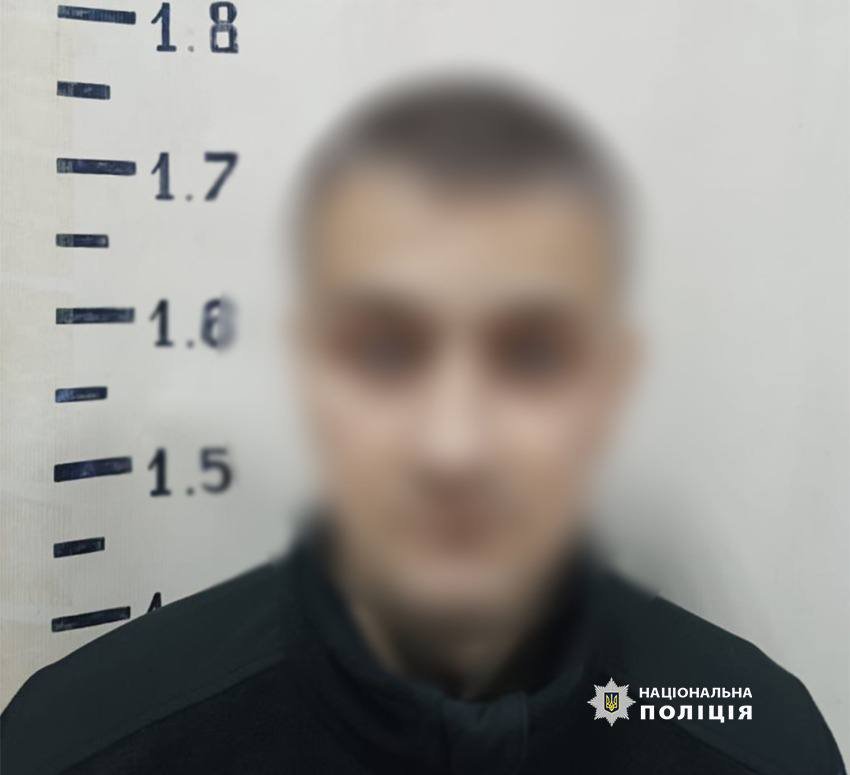 У столиці чоловік викрав у лікарні кошти на операцію дитині