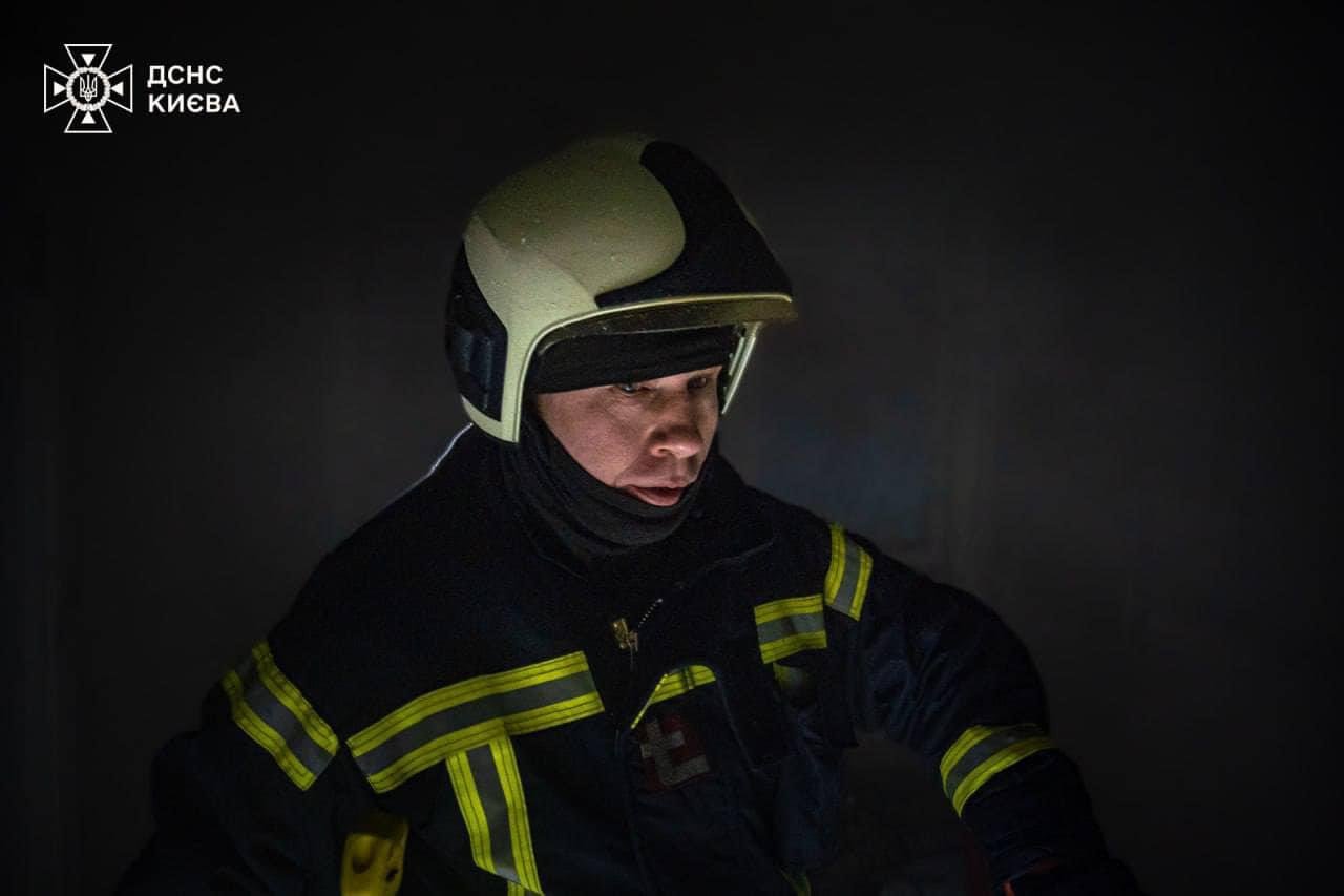 У столиці під час пожежі виявили тіло людини