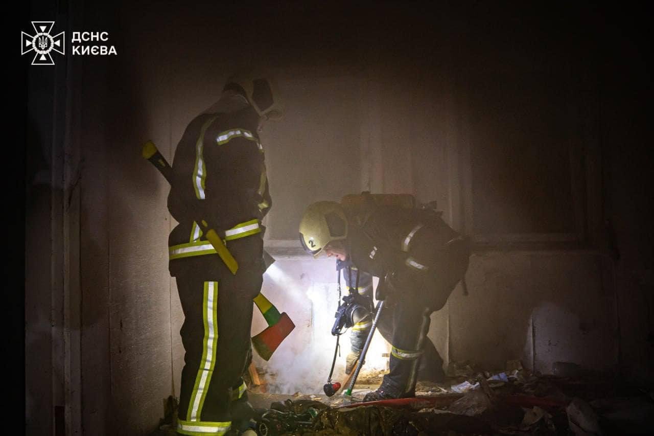 У столиці під час пожежі виявили тіло людини