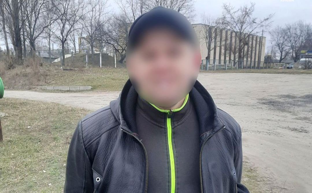 У столиці затримали водія під кайфом та зі зброєю в салоні