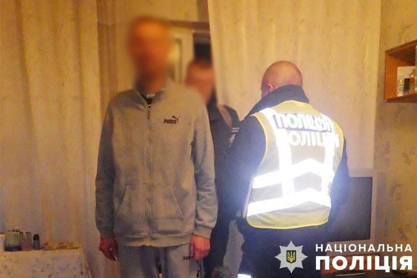 У столиці затримали злодія, який викрав телефон у 80-річної жінки