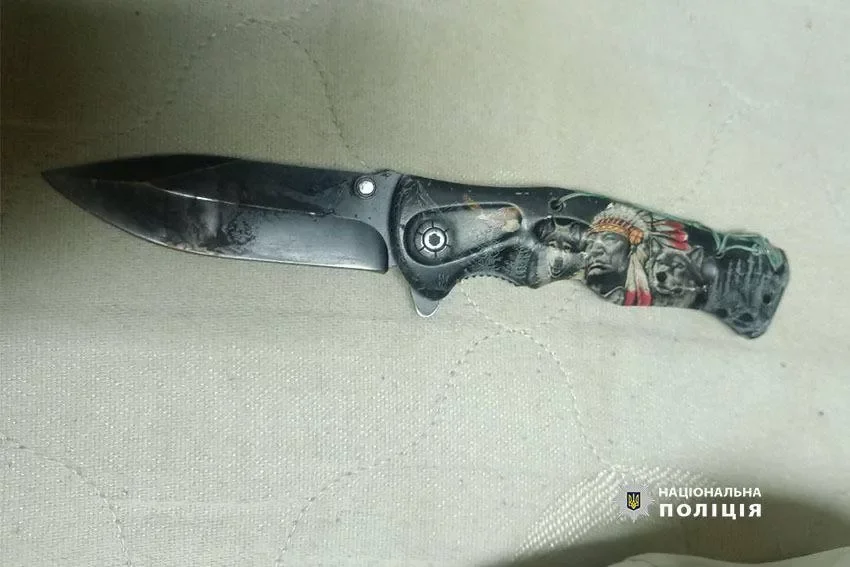 У столиці затримали двох нападників, які намагались вкрасти елітне авто