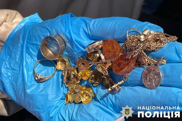 У столиці киянка обікрала пенсіонерку