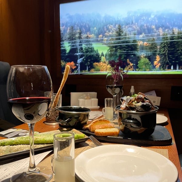 Невеличкий атмосферний заклад 