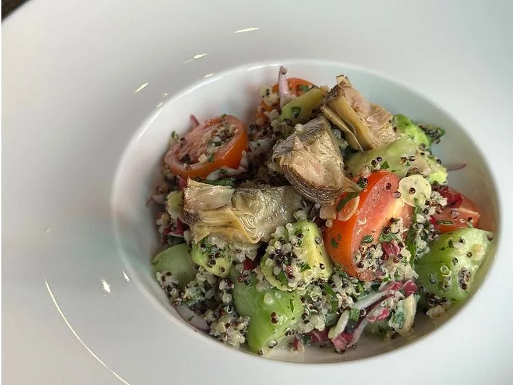 Насолоджуйтесь вечерею в ресторані 