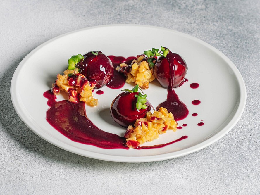 Насолоджуйтесь вечерею в ресторані 