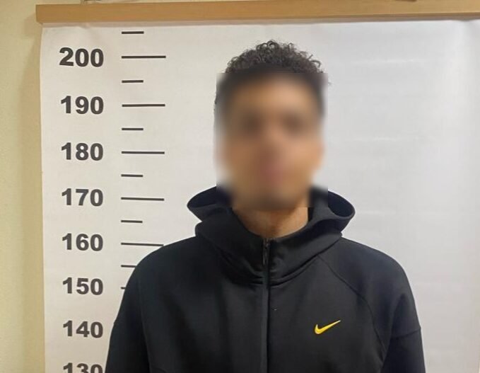 Киянин на кордоні прикидався нігерійцем