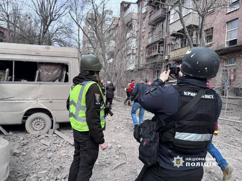 Наслідки ворожого обстрілу Києва