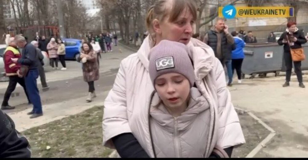 Дівчинка розповідає про ракетну атаку в Києві