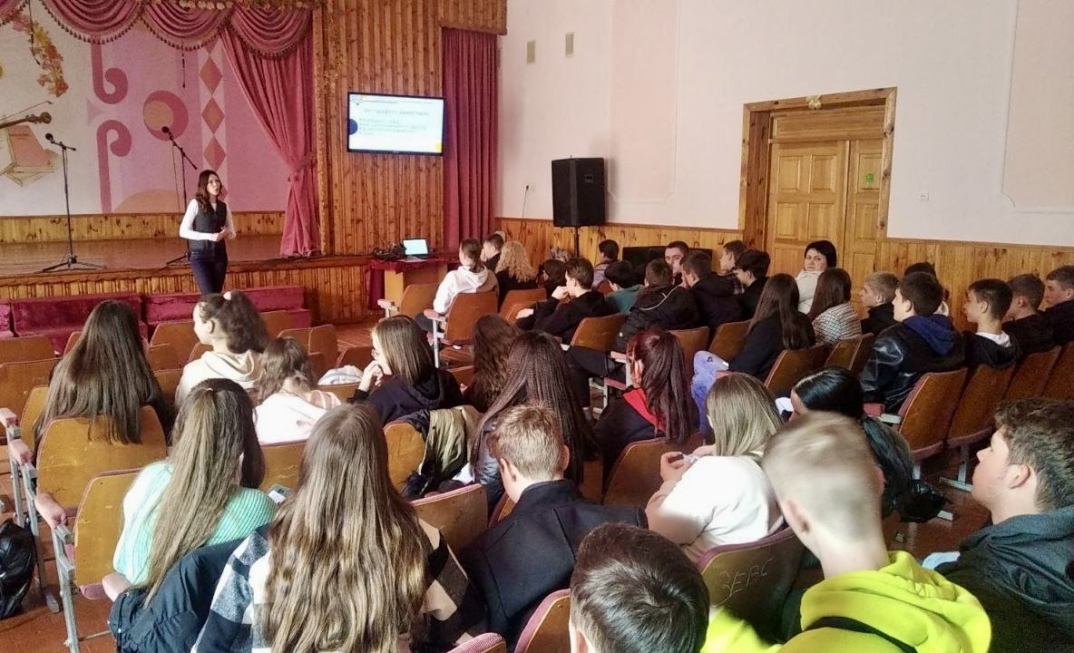 Українських учнів 5–11 класів навчатимуть прав дитини: деталі