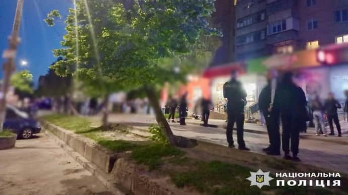 У Броварах зловмисник кинув гранату в поліцейського