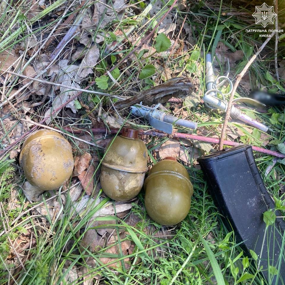 У Києві знайшли гранати