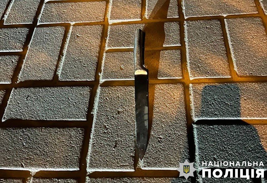 Чоловік зарізав власну бабусю