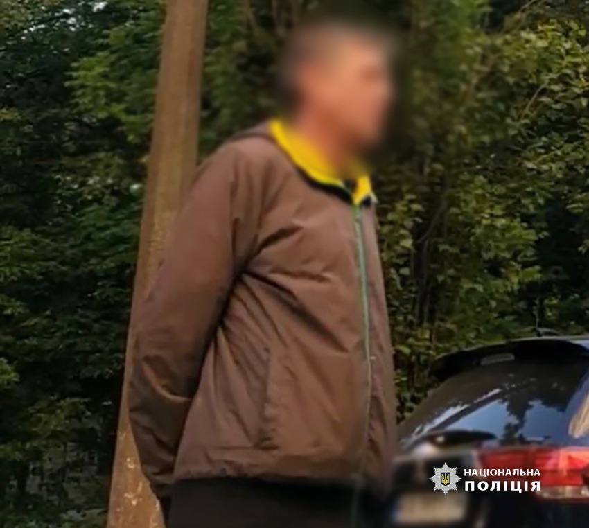 Затримали киянина, який підпалив двері сусіду
