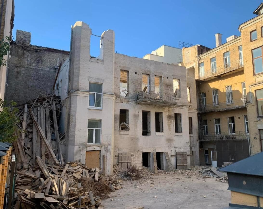 Суд забрав статус памʼятки для будівлі на Рейтарській