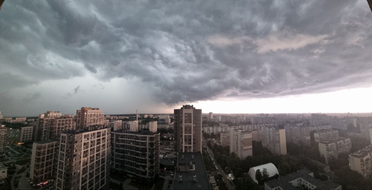 У Києві вирує негода
