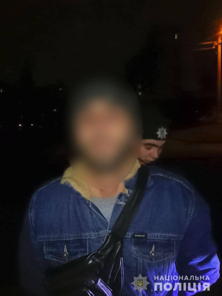 У столиці засудили чоловіка за напад з ножем на товариша