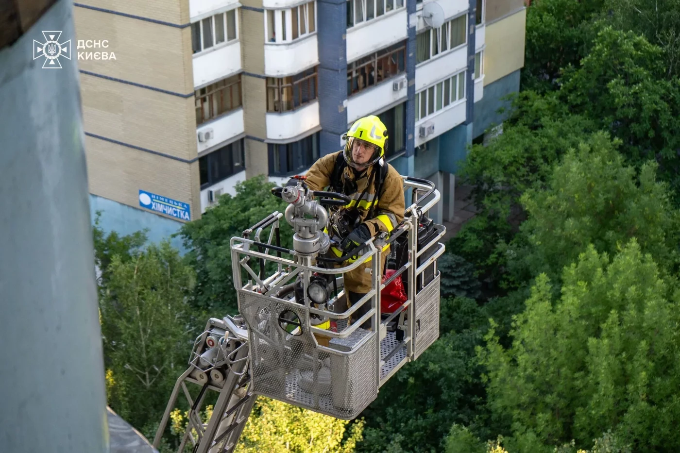 На Печерську спалахнула ьагатопове