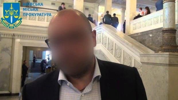 У Києві до 12 років тюрми засудили заочно екснардепа
