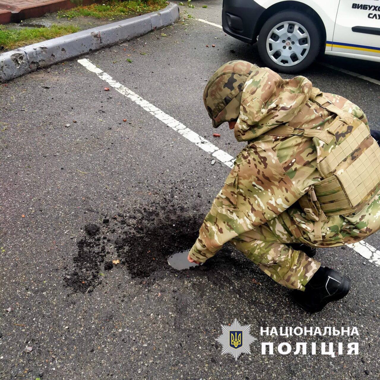 На Київщині містян застерігають про небезпечні знахідки після обстрілу