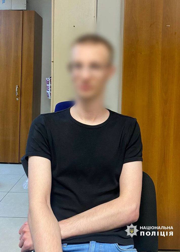 У столиці працівник банку виніс з установи 400 тисяч доларів