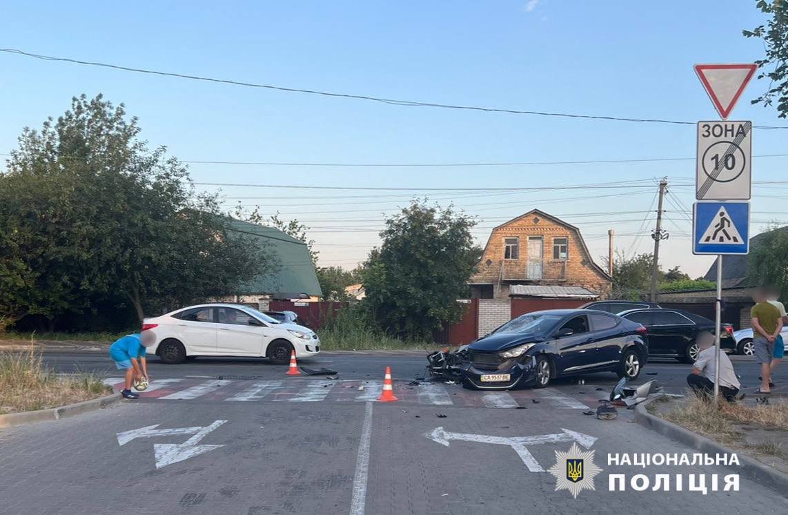 На Київщині в результаті аварії постраждав мотоцикліст