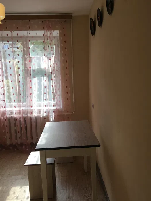 1-кімнатна квартира на вул. Шухевича