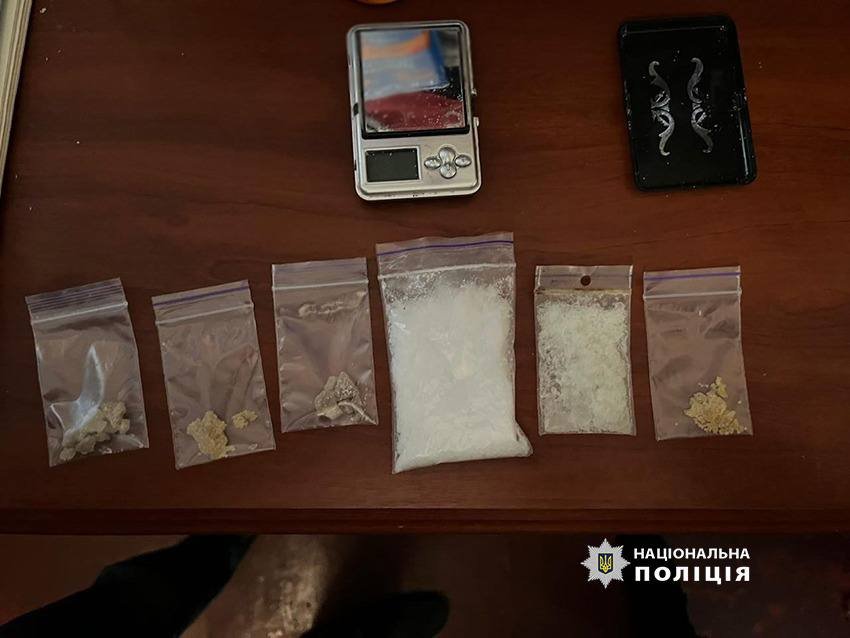 У Києві затримали, жінку за збут наркотиків