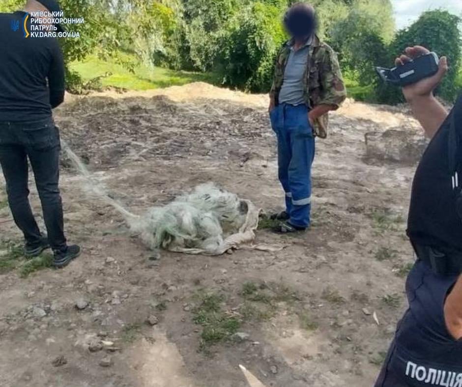 На Київщині чоловік наловив риби на майже 1,5 млн гривень
