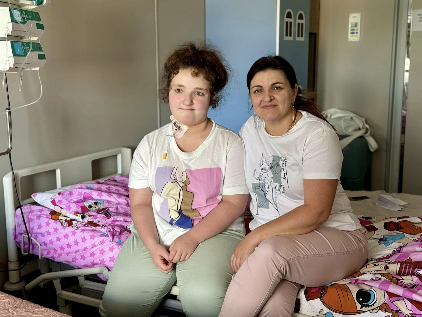 Дівчишна ще перебуває під наглядом фахівців
