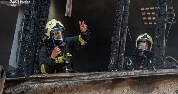 Ліквідація пожежі в київському ТЦ