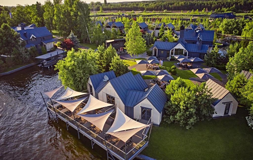 Заміський комплекс