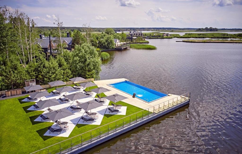 Заміський комплекс