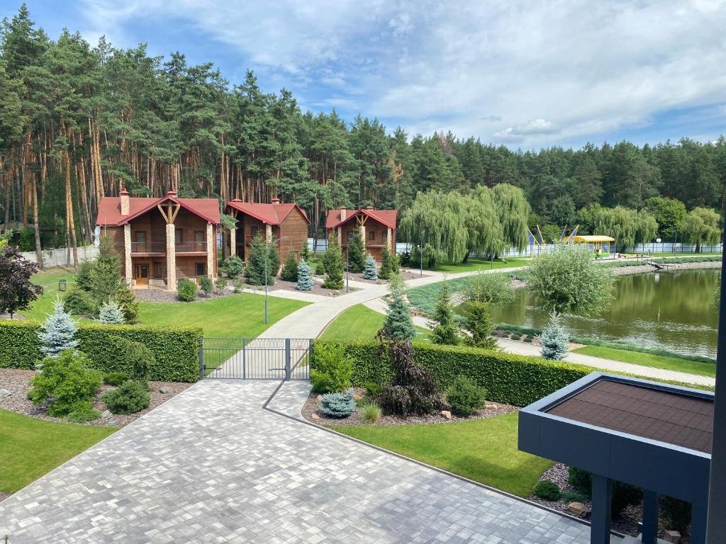 Заміський комплекс під Києвом 