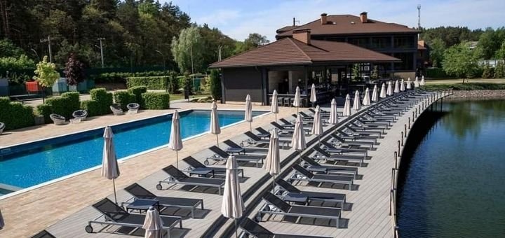 Заміський комплекс під Києвом 