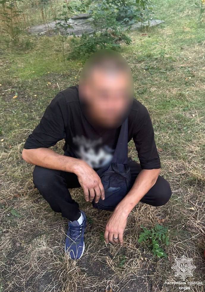 Чоловіки намагалися розпиляти самокат