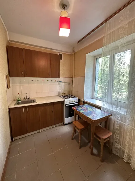 Оренда 1-кімнатної квартири на вул. Курчатова, Деснянський район