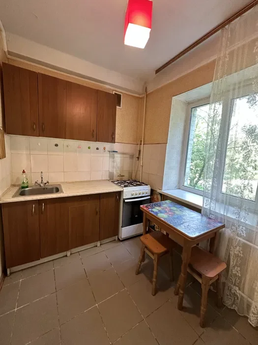 Оренда 1-кімнатної квартири на вул. Курчатова, Деснянський район