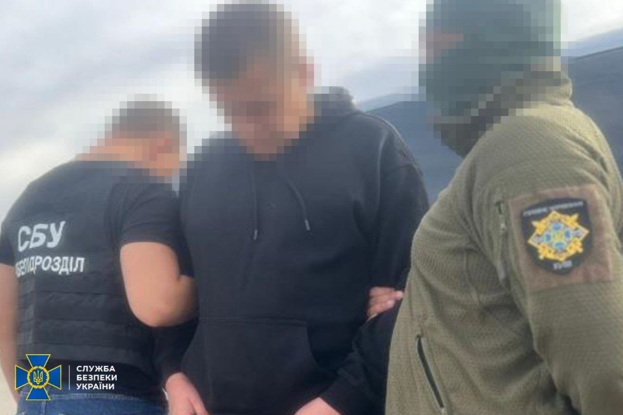 СБУ затримали групу агентів РФ, які слідкували за військовими в Києві, Харкові та Чернігові