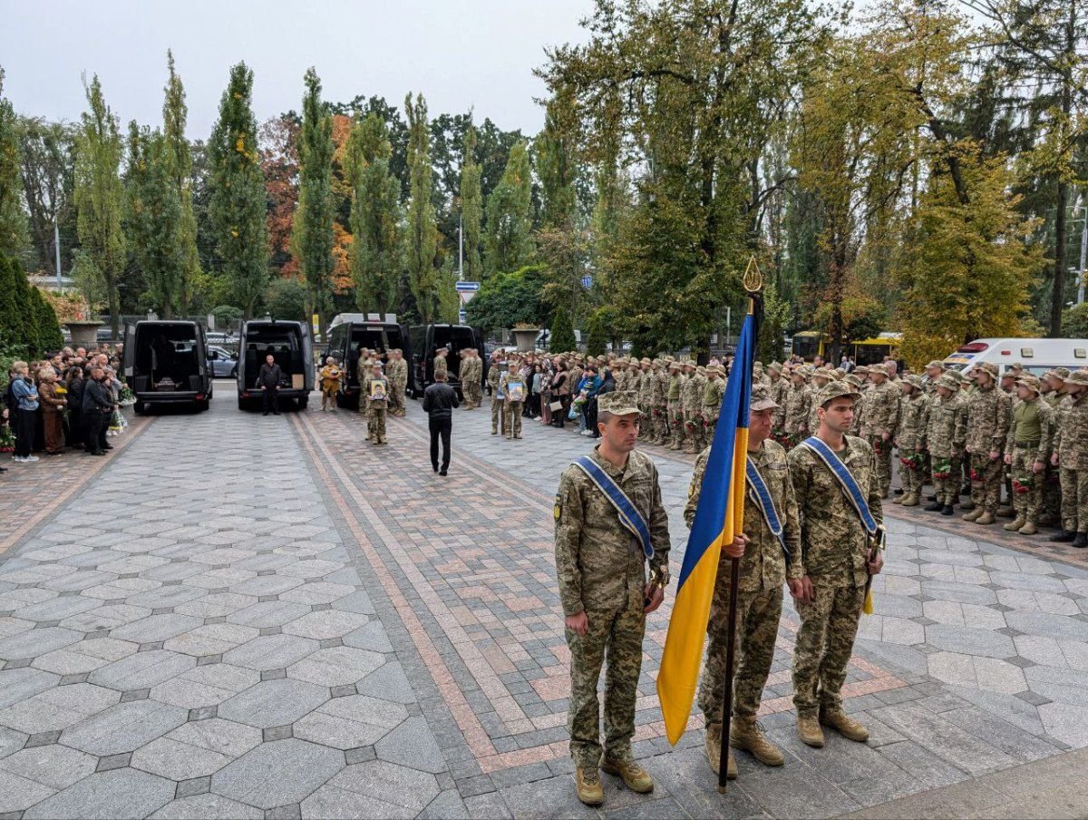 У Києві попрощались з чотирма розвідниками ГУР МО