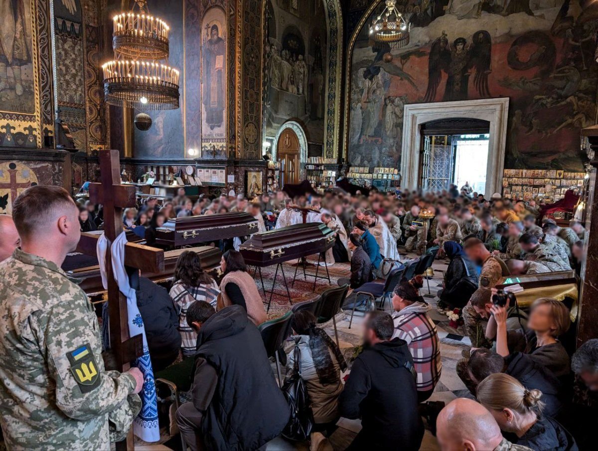 У Києві попрощались з чотирма розвідниками ГУР МО