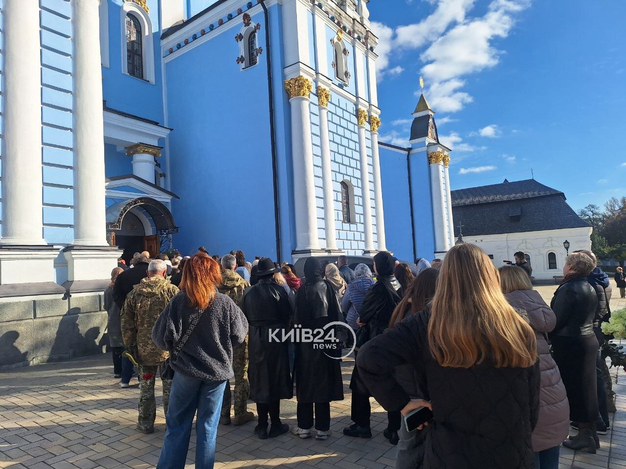 Прощання із 9-класницею Троянівською Марією.