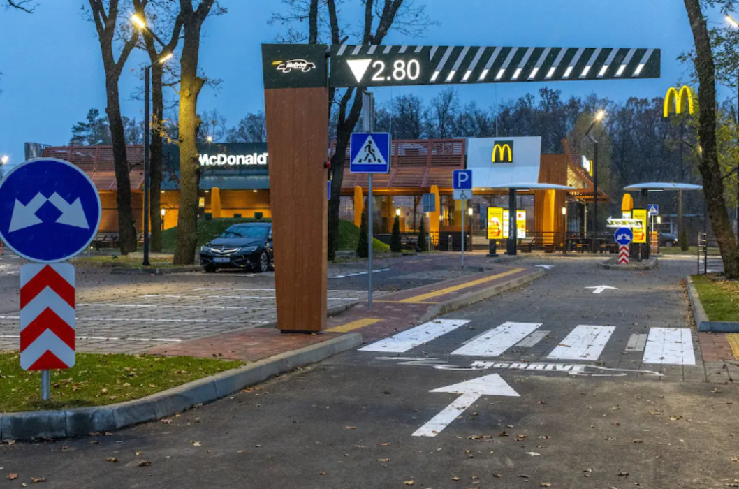 Працюватиме під час блекауту: у Києві відкрили новий McDonald's