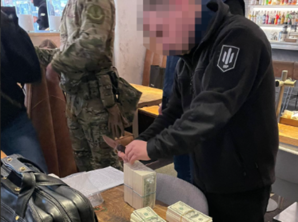 У Києві шахрай пропонував бізнесмену